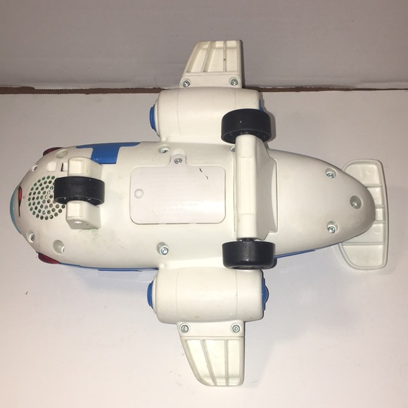 FISHER PRICE LITTLE PEOPLE TRAVEL TOGETHER AIRPLANE WITH SOUND AND LIGHTS . - Picture 8 of 8